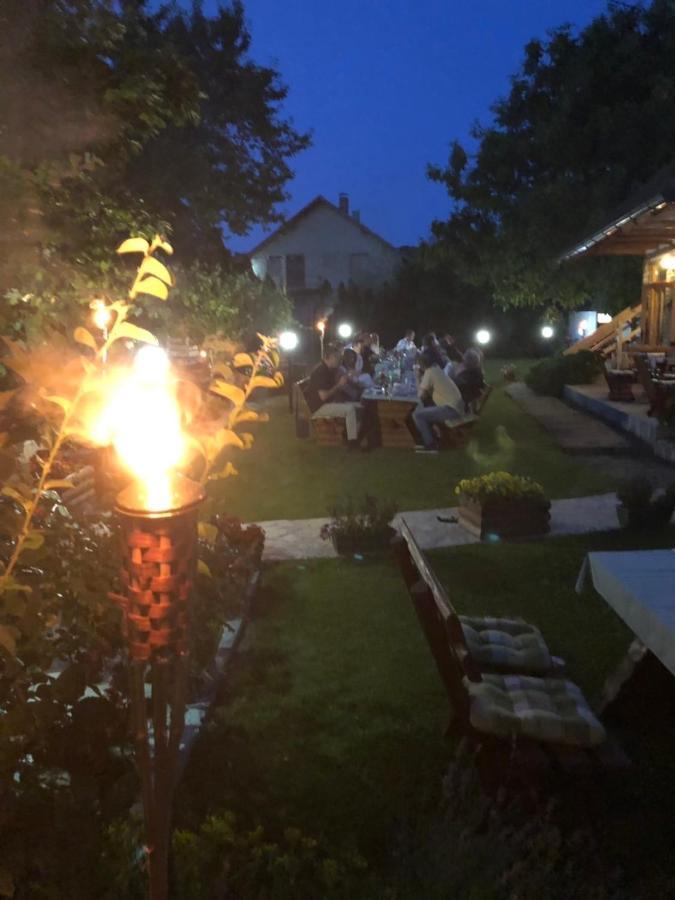 Ilkicev Kucerak Apartman Vrdnik Luaran gambar